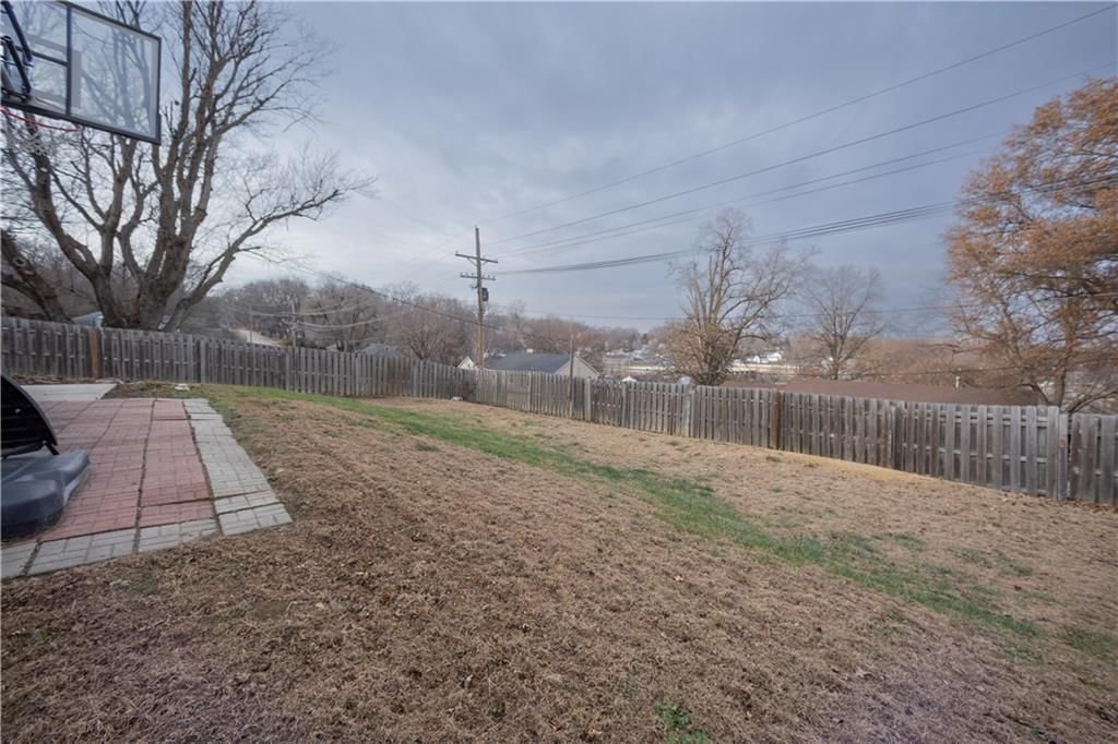 211 Skyline Drive — photo 30