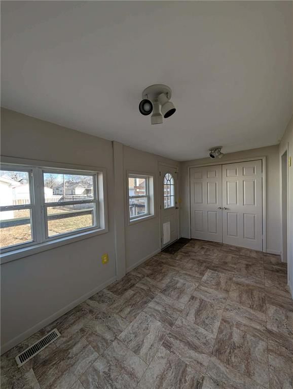 339 W 6th Avenue — photo 10
