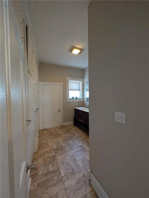 339 W 6th Avenue — photo 30