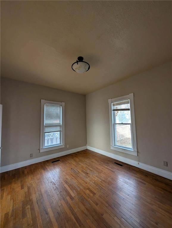 339 W 6th Avenue — photo 31