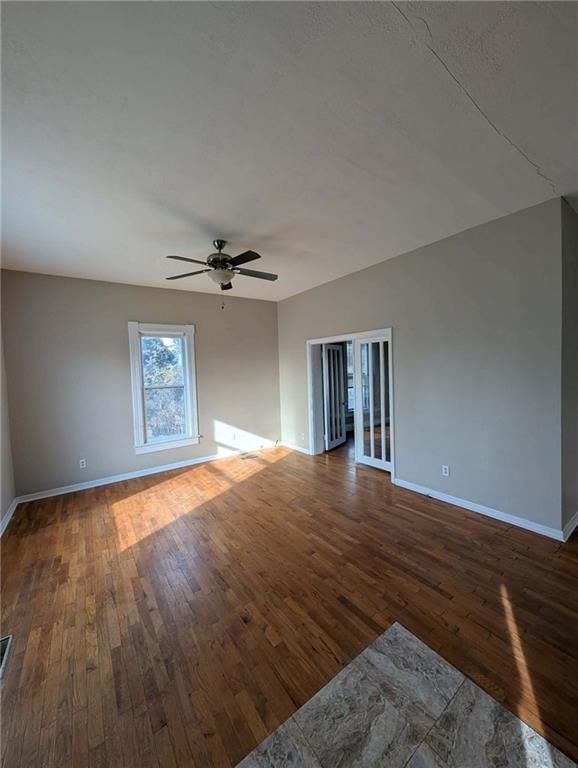 339 W 6th Avenue — photo 42