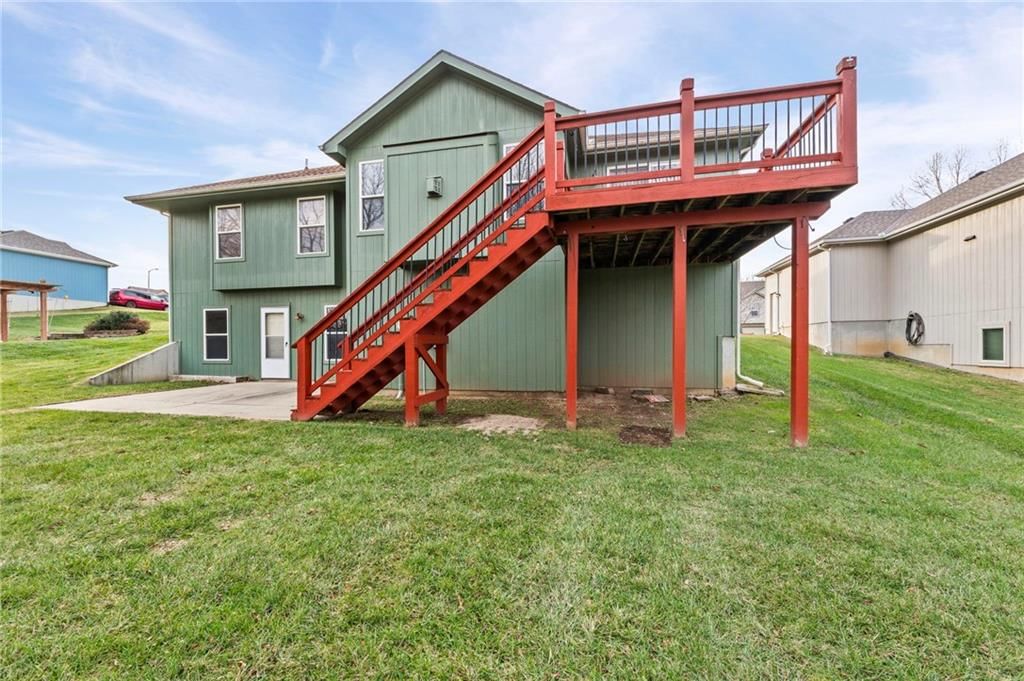 4923 Parkway Drive — photo 34