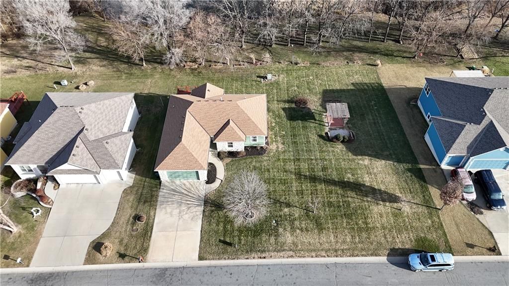 4923 Parkway Drive — photo 46