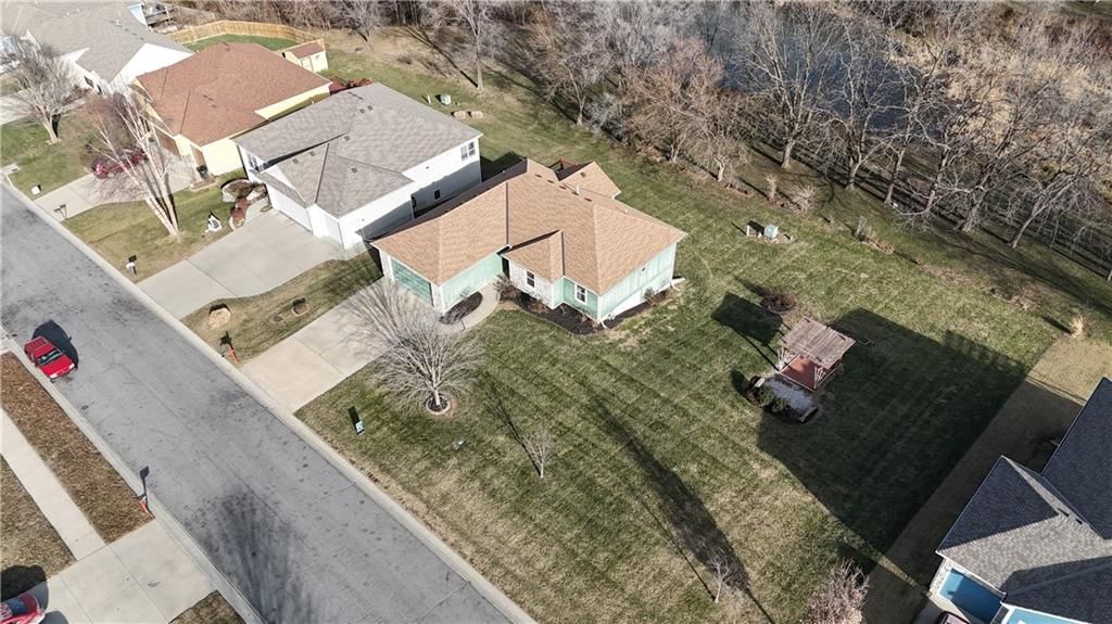 4923 Parkway Drive — photo 48