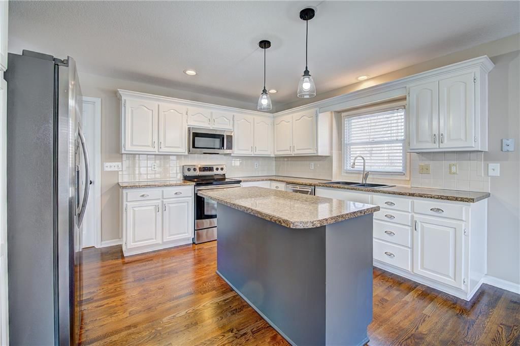 4212 SW Leeward Drive — photo 5