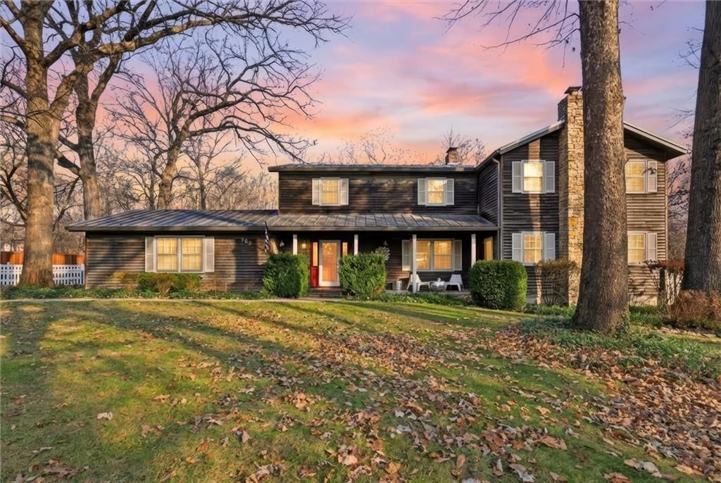 903 Halsey Circle — photo 2