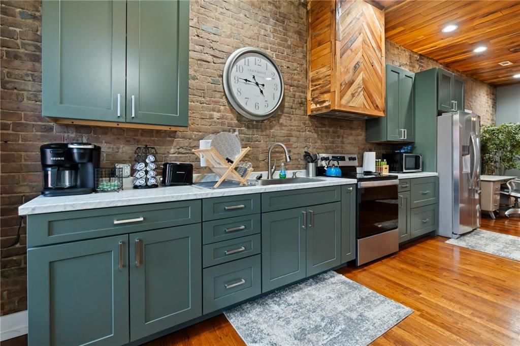 701 Webster Street — photo 38
