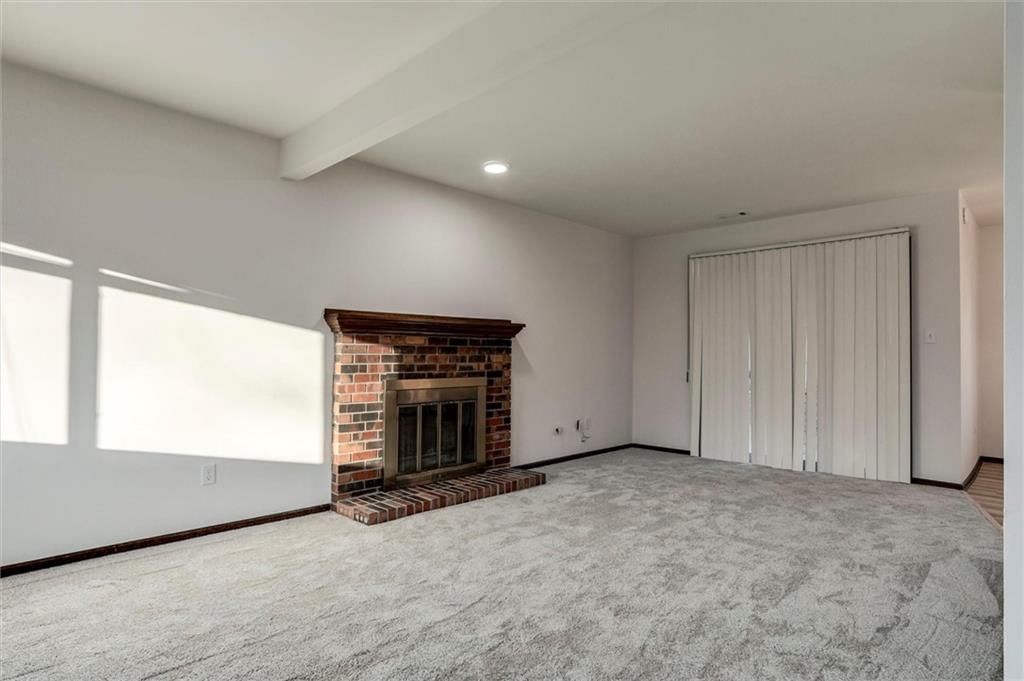 3220 Creekwood Drive — photo 4