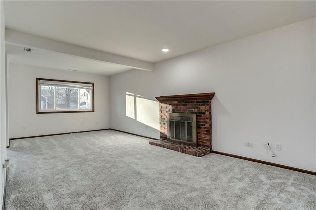 3220 Creekwood Drive — photo 8