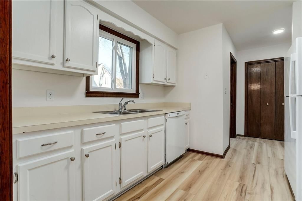 3220 Creekwood Drive — photo 13