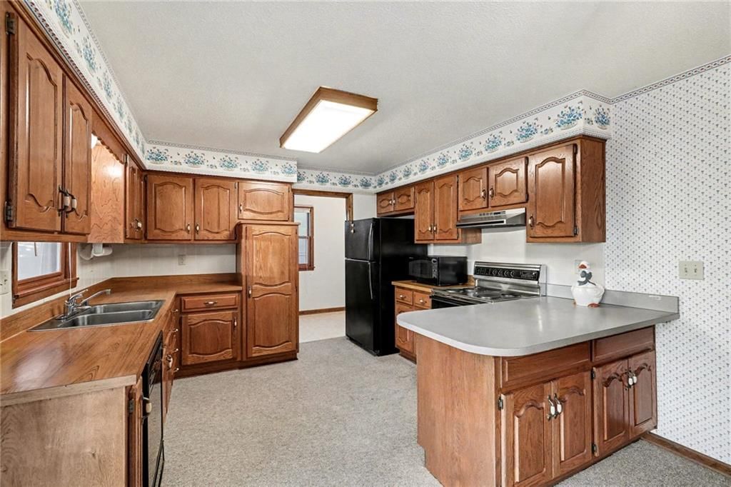 702 N Patton Street — photo 9