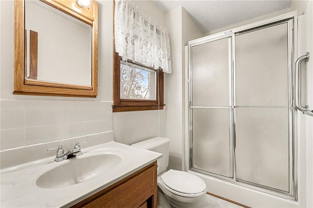 702 N Patton Street — photo 14
