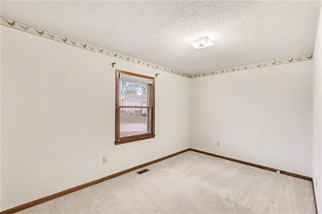 702 N Patton Street — photo 15