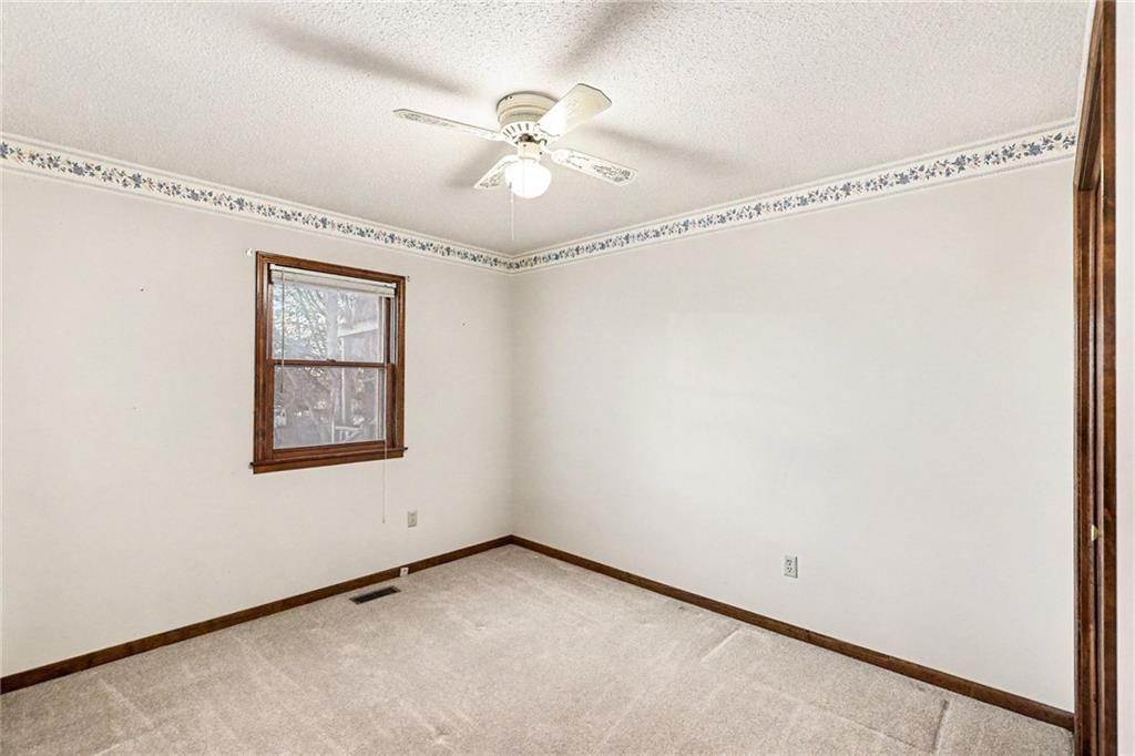 702 N Patton Street — photo 16