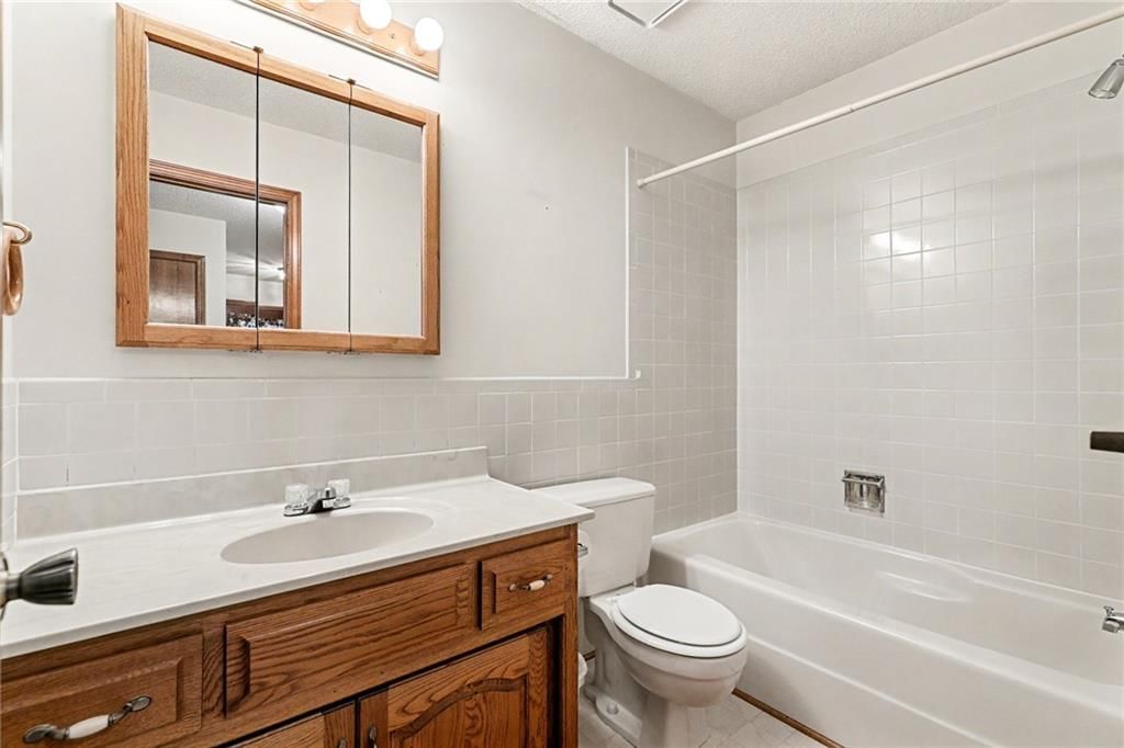 702 N Patton Street — photo 17