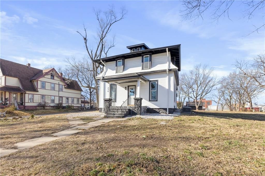 236 S Ash Street — photo 4