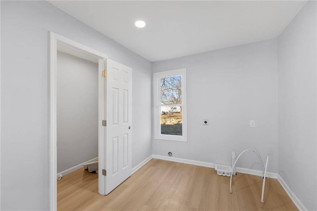 236 S Ash Street — photo 15
