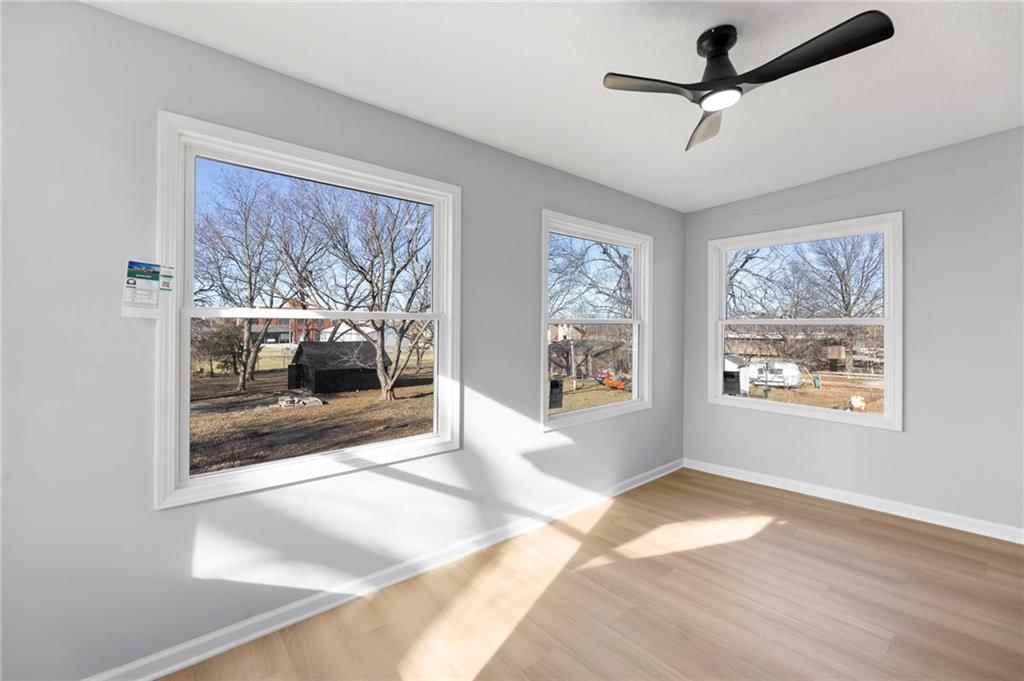 236 S Ash Street — photo 31