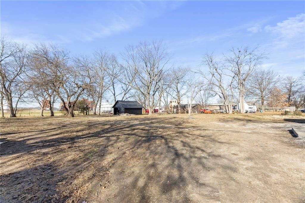 236 S Ash Street — photo 34