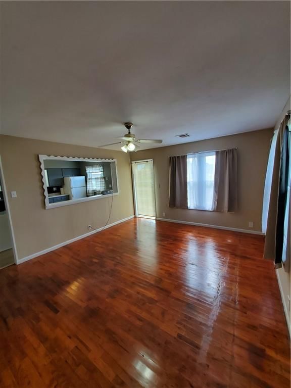 202 E linn Street — photo 8