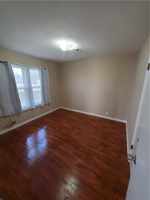 202 E linn Street — photo 16