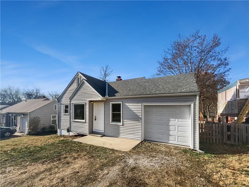 4444 N Chestnut Avenue — photo 17