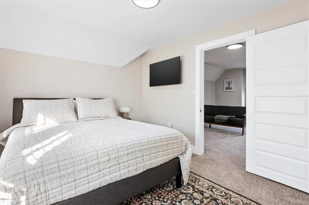 3833 Wyandotte Street — photo 12