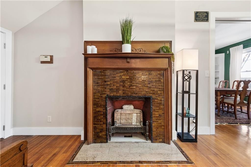 3833 Wyandotte Street — photo 31