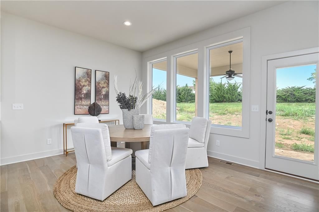 11441 S Langley Street — photo 42