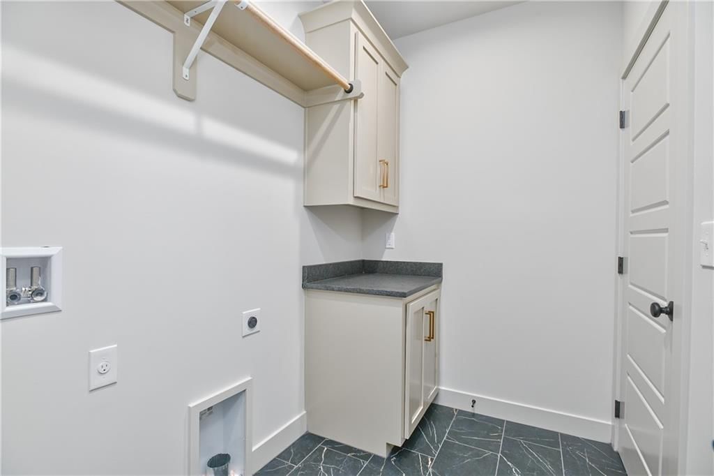11441 S Langley Street — photo 57