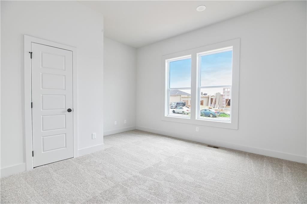11441 S Langley Street — photo 58