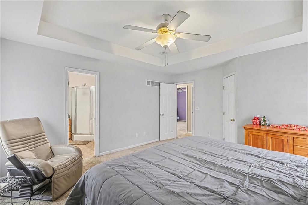 828 SW Country Hill Drive — photo 8