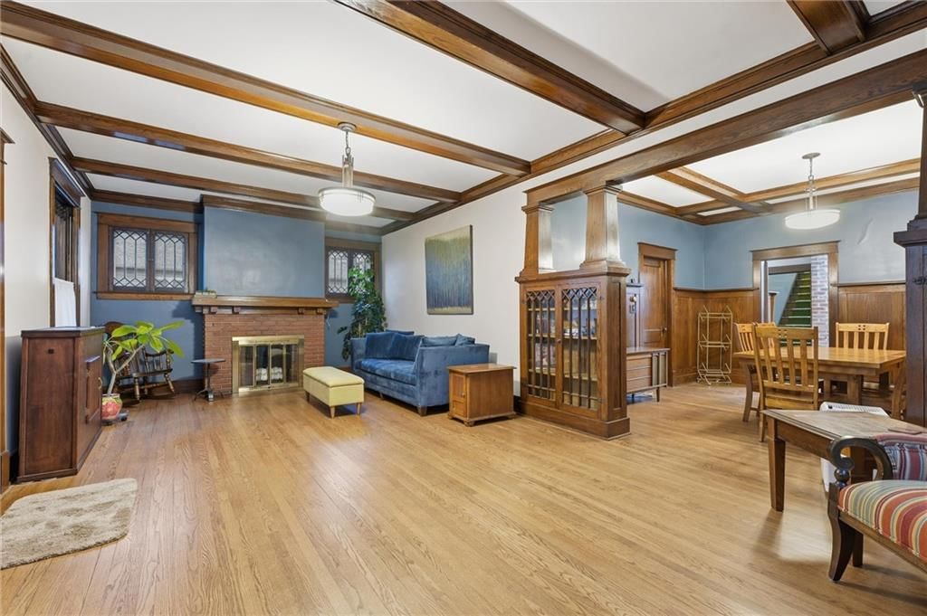 1000 5th Avenue — photo 3