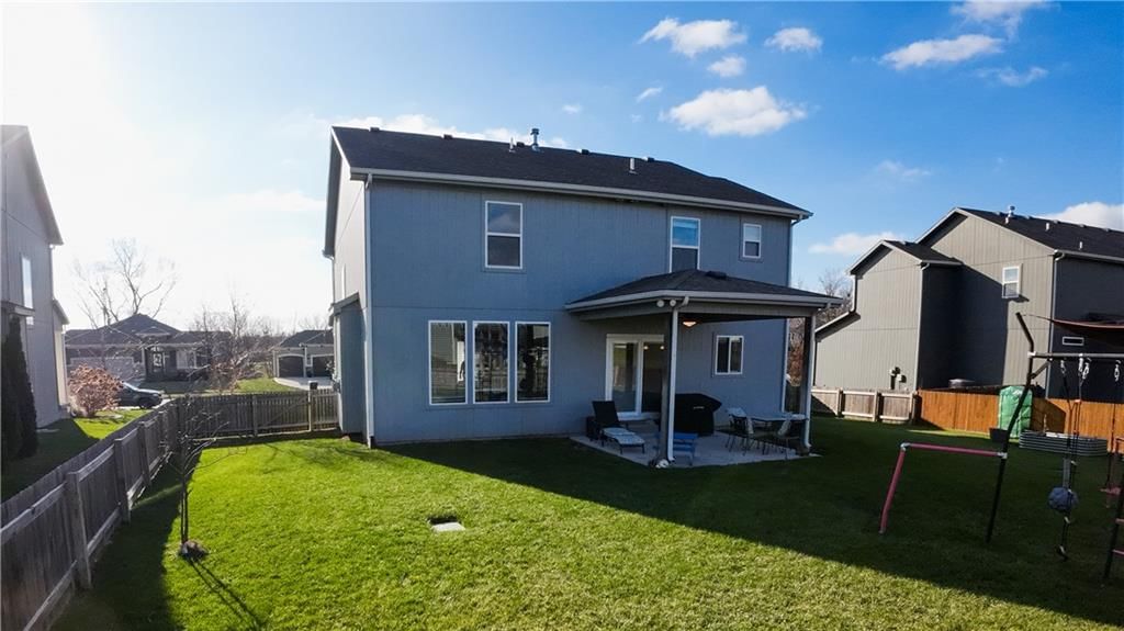Photo 5 of 39 - 9214 NE 110th Terrace