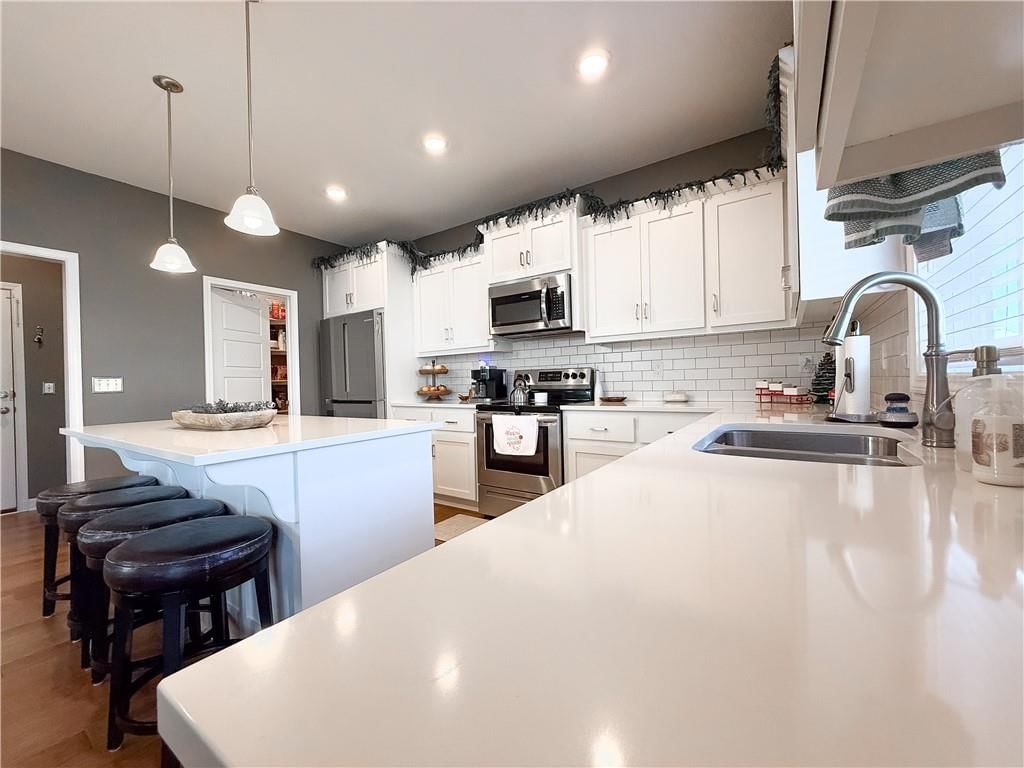 Photo 11 of 39 - 9214 NE 110th Terrace