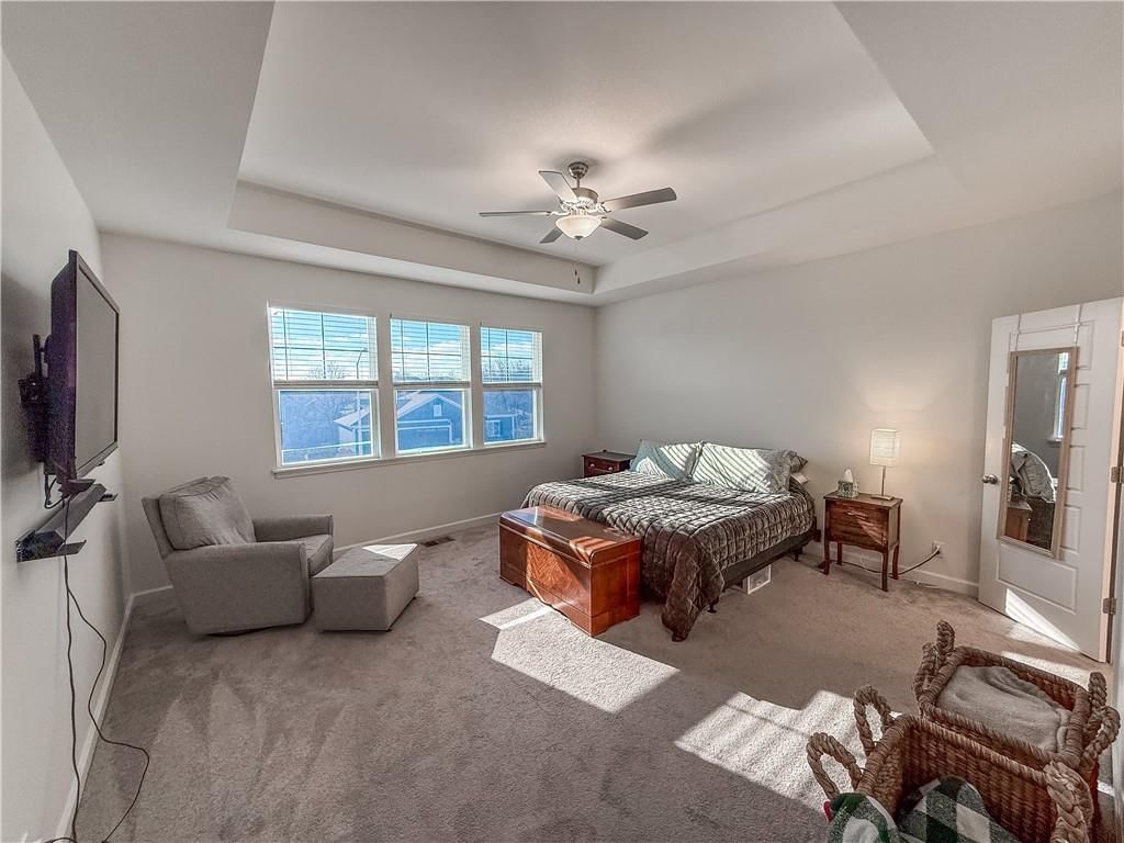 Photo 22 of 39 - 9214 NE 110th Terrace