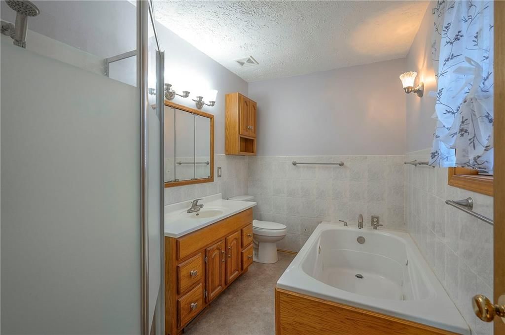 6509 NW Twin Oaks Drive — photo 10