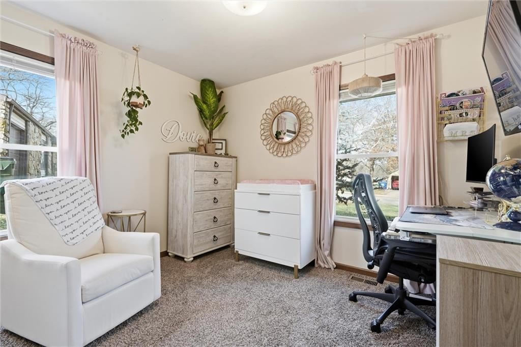 1829 Brook Street — photo 19