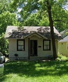 6121 Tracy Avenue, Kansas City, MO