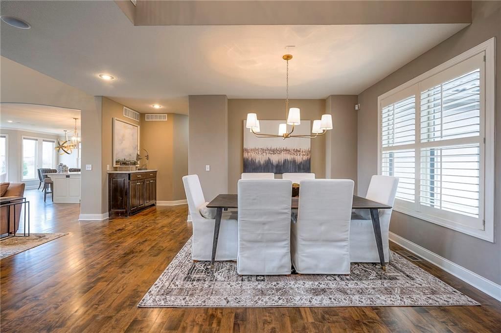 10502 N Willow Avenue — photo 12