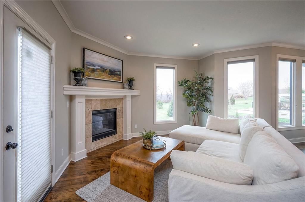 10502 N Willow Avenue — photo 31