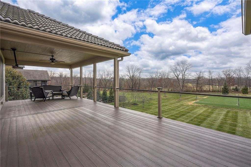 10502 N Willow Avenue — photo 32