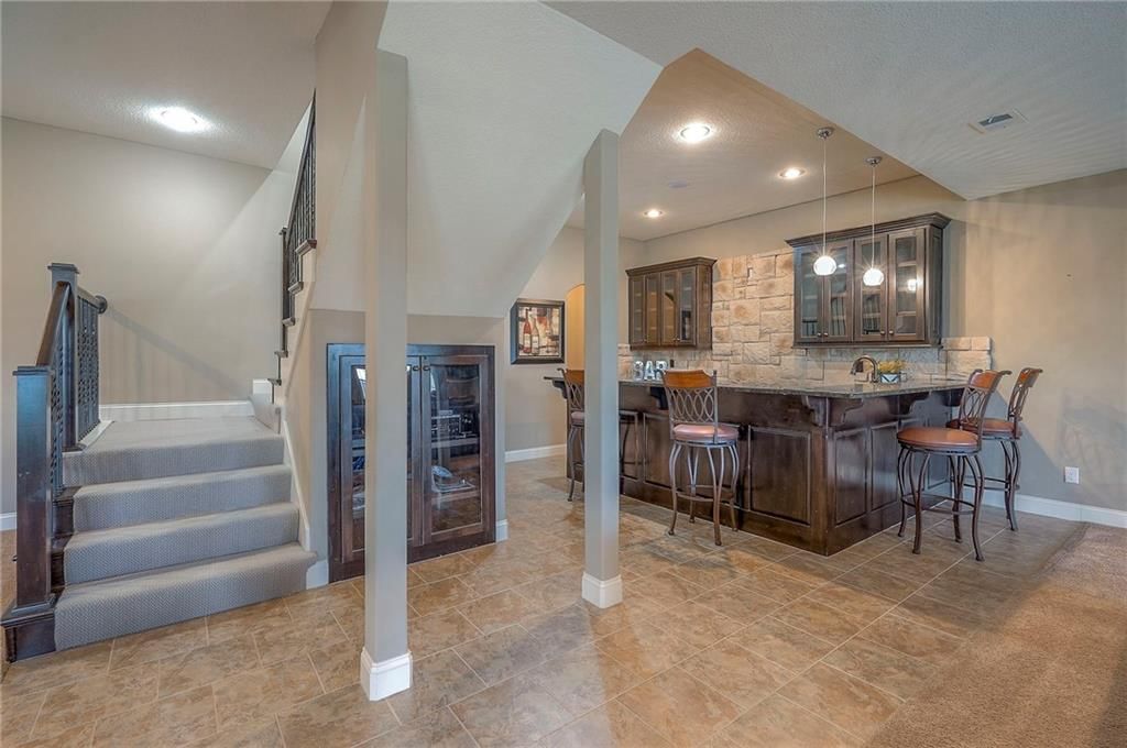10502 N Willow Avenue — photo 49