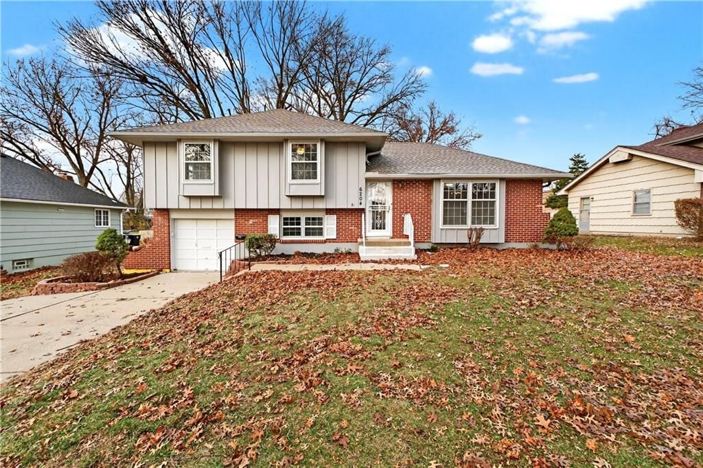 6204 E 109th Street, Kansas City, MO