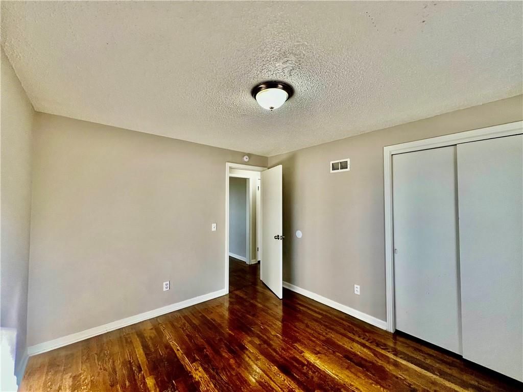 6809 Hunter Street — photo 6