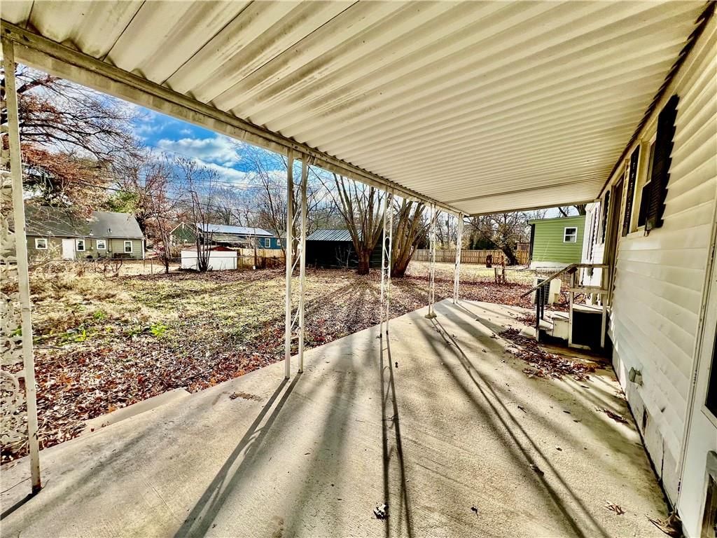 6809 Hunter Street — photo 14