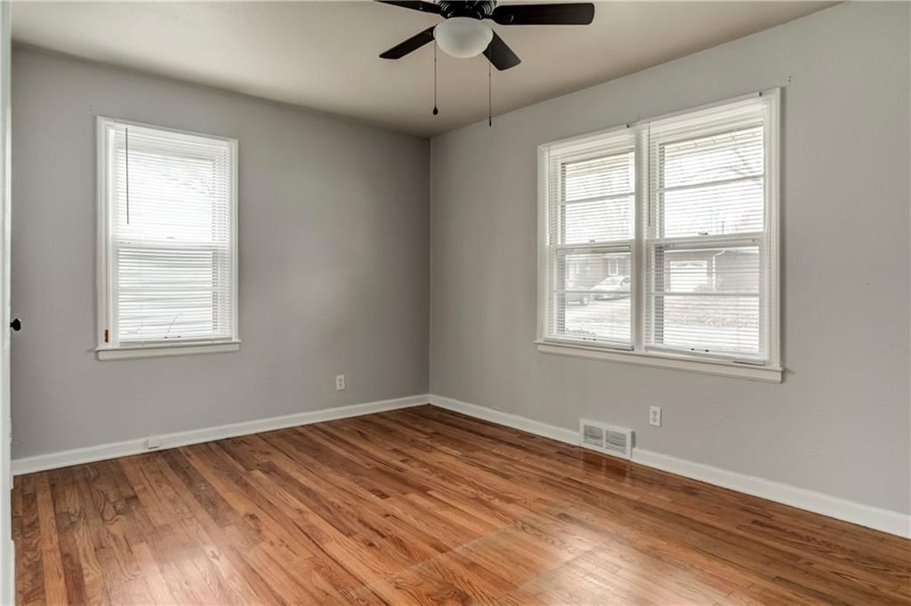 5333 Outlook Street — photo 7