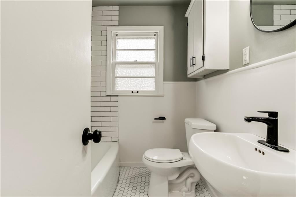 5333 Outlook Street — photo 11