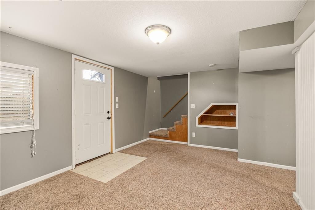 1003 Shelton Street — photo 17