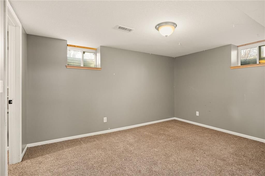 1003 Shelton Street — photo 19